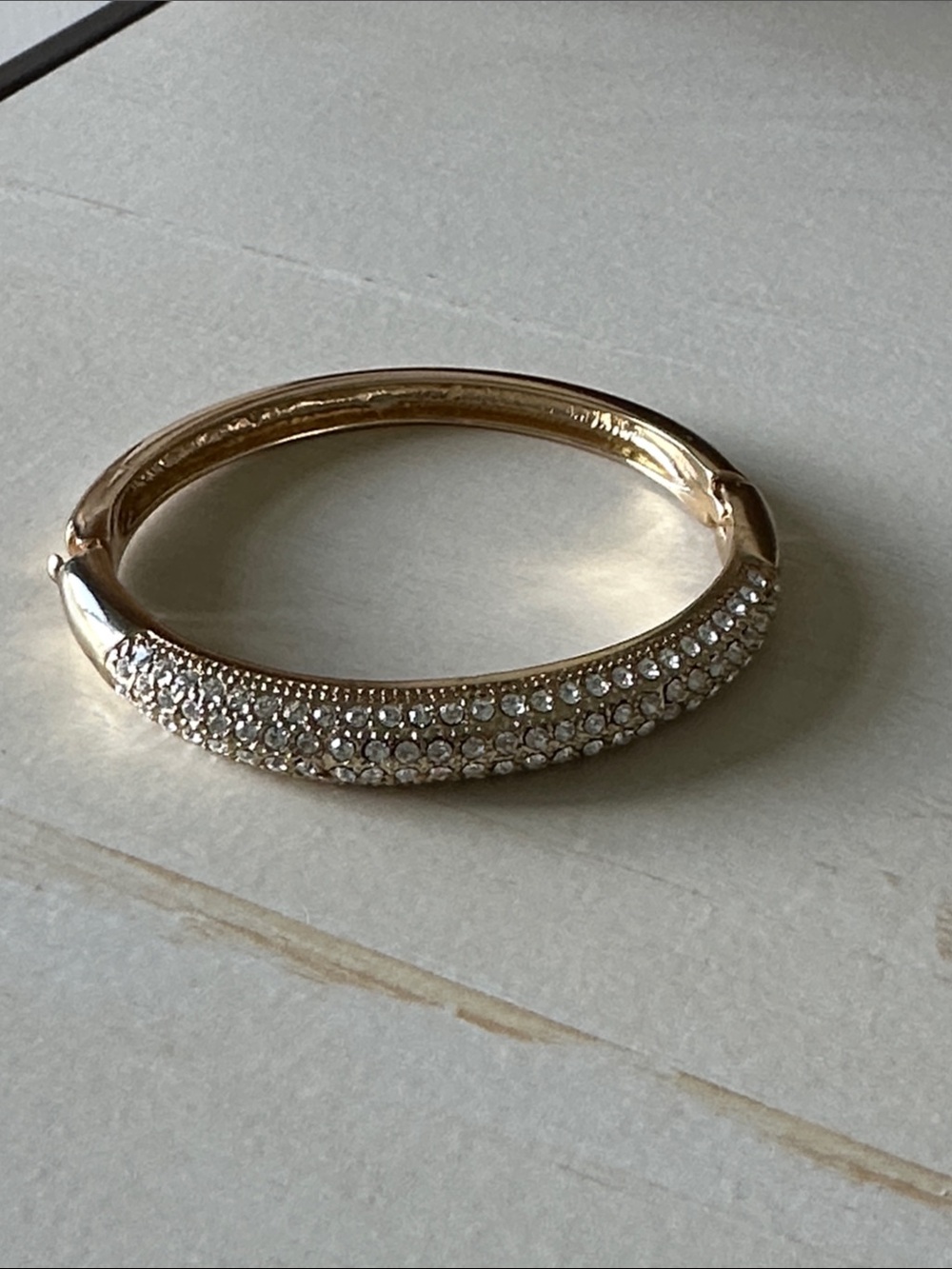 Gold Crystal Pavé Hinged Bangle Bracelet - Sparkling Women's Bracelet